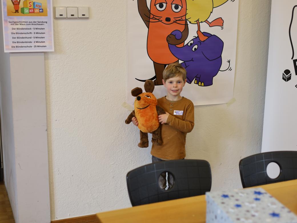 Türen auf mit der Maus  -100 große und kleine Mausfans besuchen die Tonpost