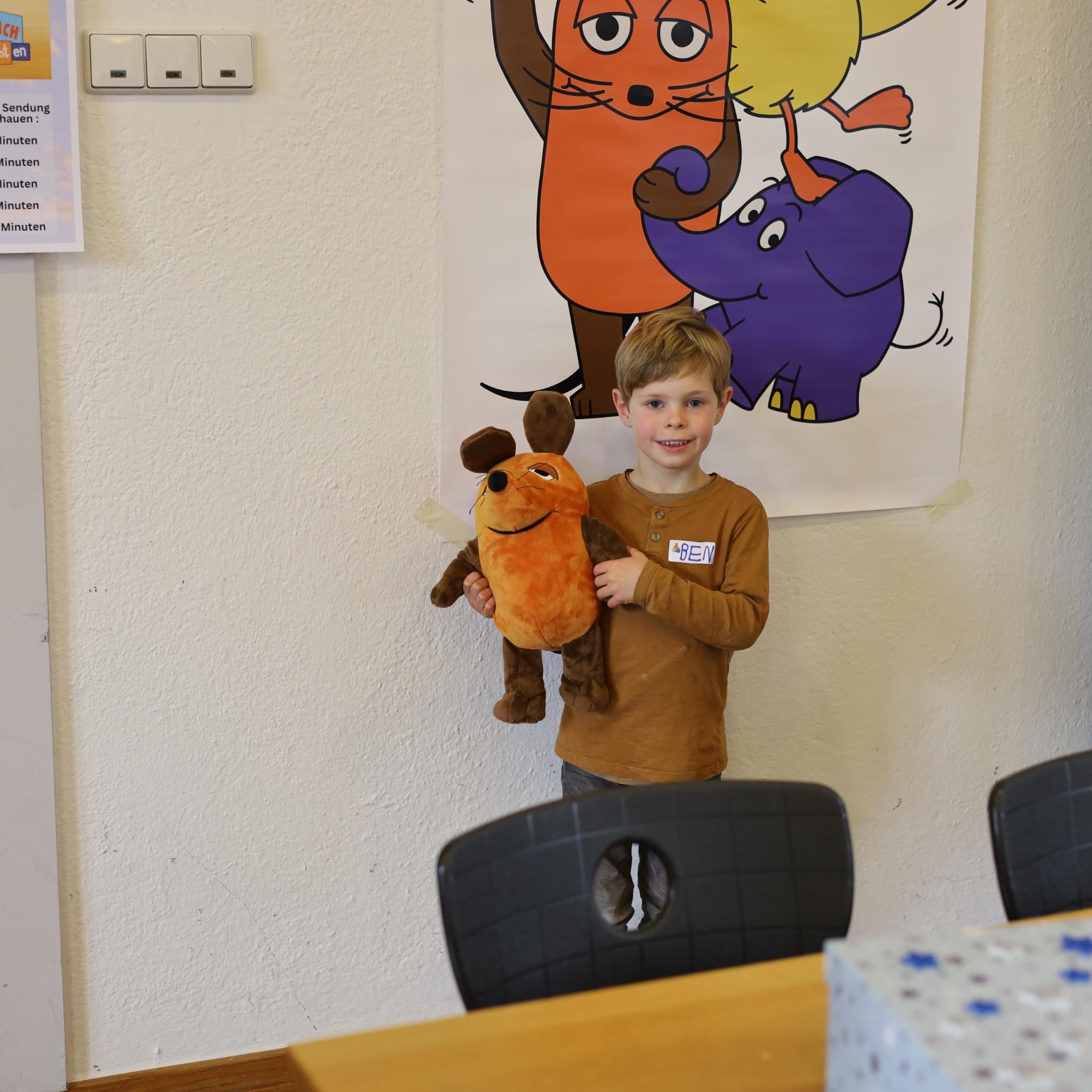 Türen auf mit der Maus  -100 große und kleine Mausfans besuchen die Tonpost